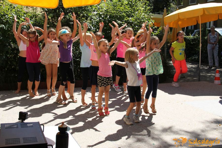 Salsalegria-Kinder-Tanzen-Zumba-Kids-August-2016-Sommerfest-Hottingen-021.jpg