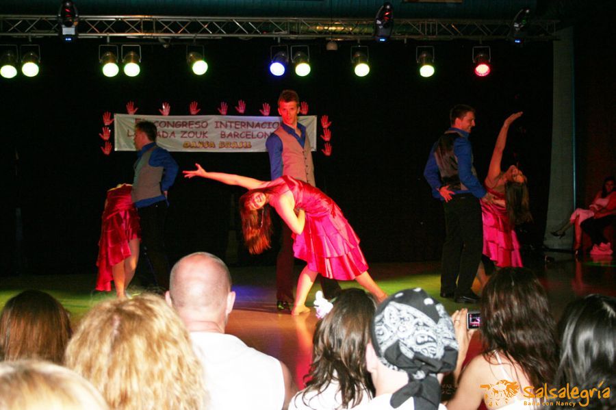 danceteam-salsalegria-zouk-show-bcn-2010-039-web.jpg