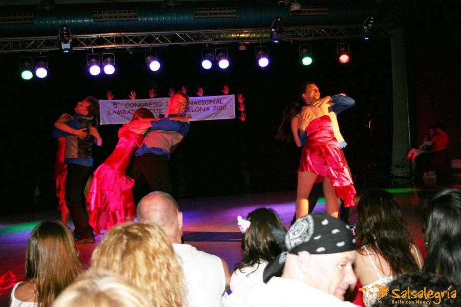 danceteam-salsalegria-zouk-show-bcn-2010-069-web.jpg