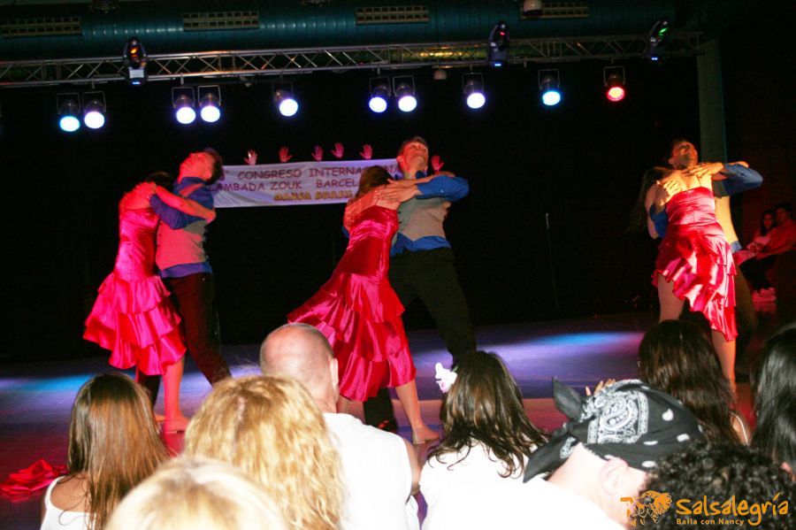 danceteam-salsalegria-zouk-show-bcn-2010-071-web.jpg