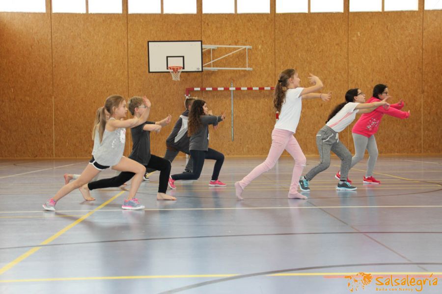 Salsalegria-Kinder-Tanzen-Zumba-Kids-Feb-2018-Schule-Affoltern-062.jpg