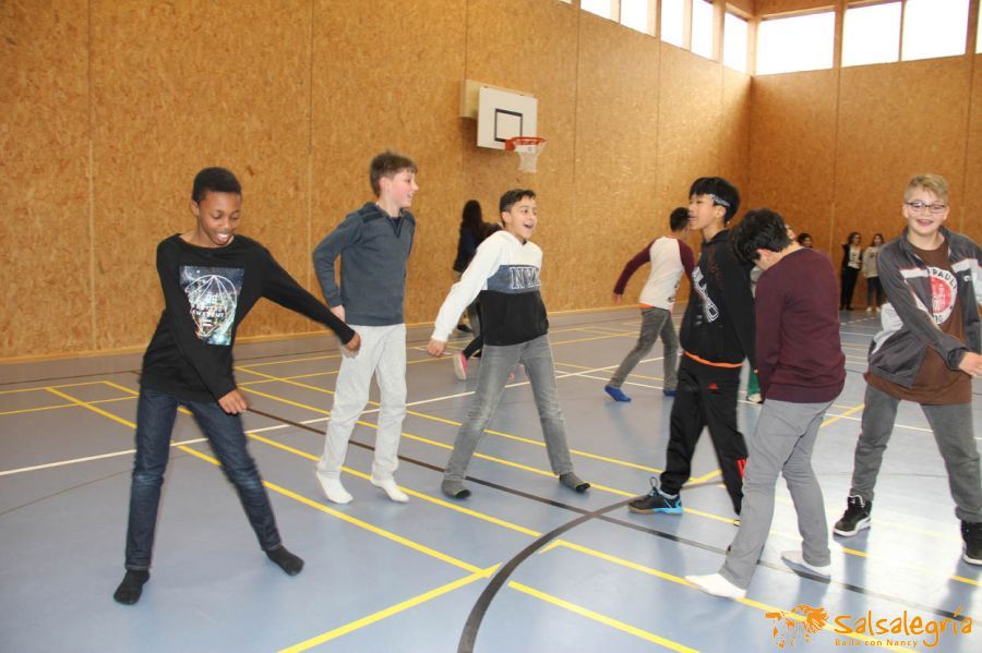 Salsalegria-Kinder-Tanzen-Zumba-Kids-Feb-2018-Schule-Affoltern-115.jpg
