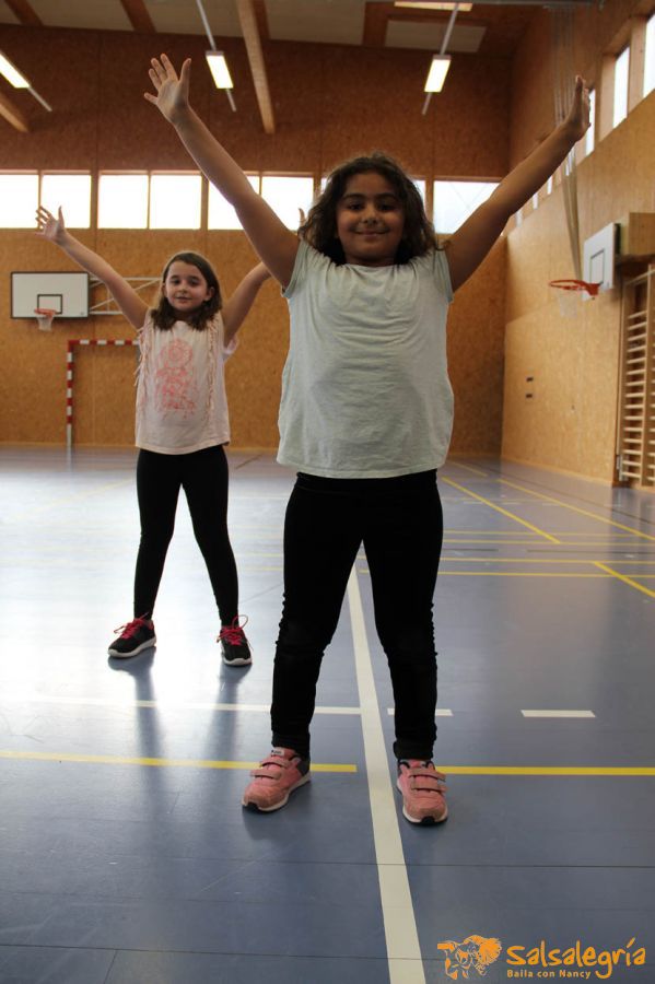 Salsalegria-Kinder-Tanzen-Zumba-Kids-Jan-2018-Schule-Affoltern-034.jpg