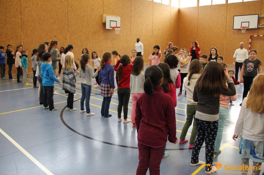 Salsalegria-Kinder-Tanzen-Zumba-Kids-Jan-2018-Schule-Affoltern-074.jpg