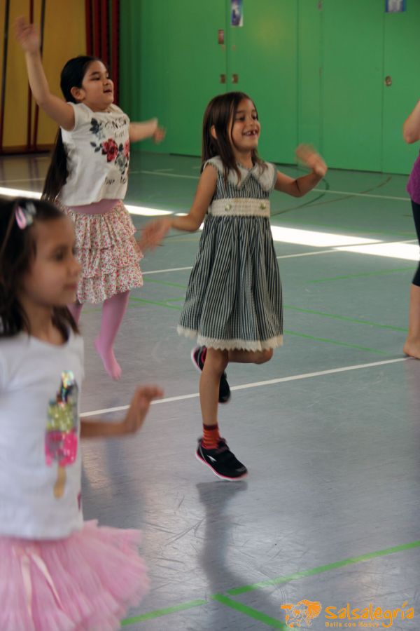 Salsalegria-Kids-Abschluss-Schule-Affoltern-Juli-2016-11.jpg