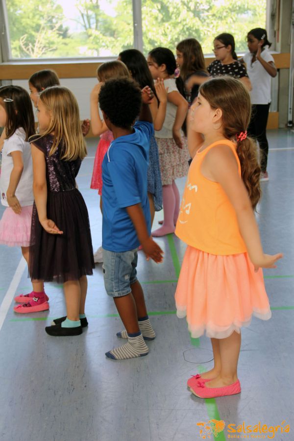 Salsalegria-Kids-Abschluss-Schule-Affoltern-Juli-2016-12.jpg