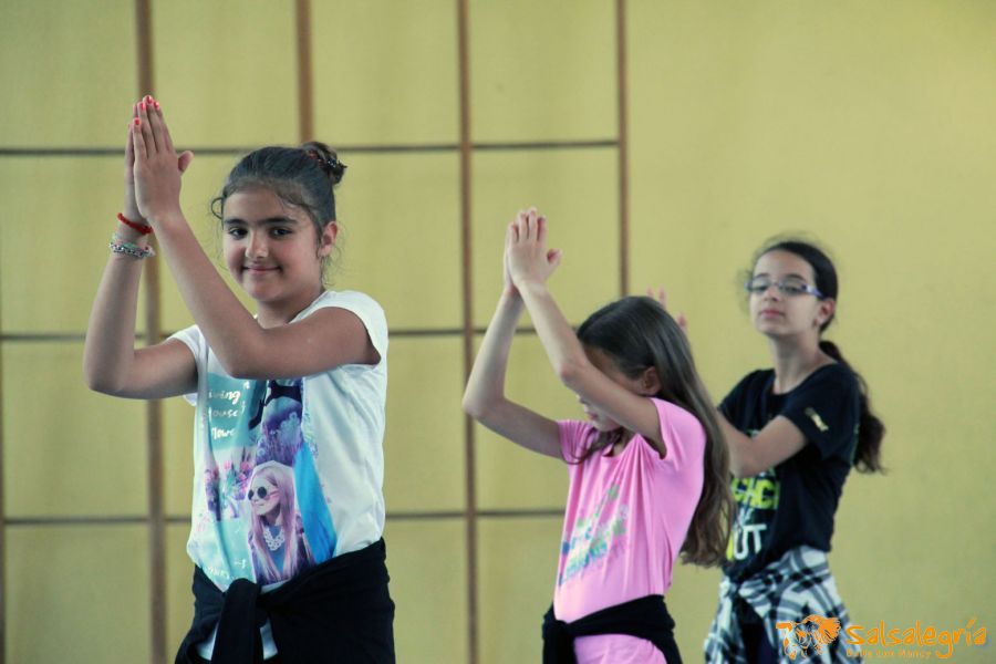 Salsalegria-Kids-Abschluss-Schule-Affoltern-Juli-2016-35.jpg