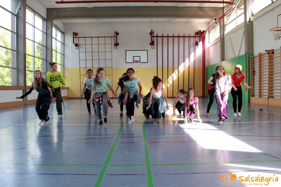 Salsalegria-Kids-Abschluss-Schule-Affoltern-Juli-2016-41.jpg