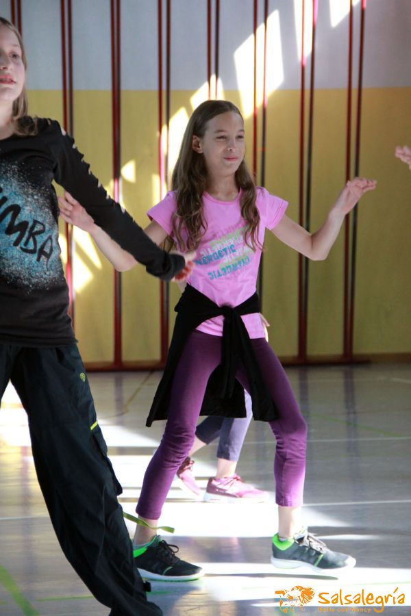 Salsalegria-Kids-Abschluss-Schule-Affoltern-Juli-2016-52.jpg