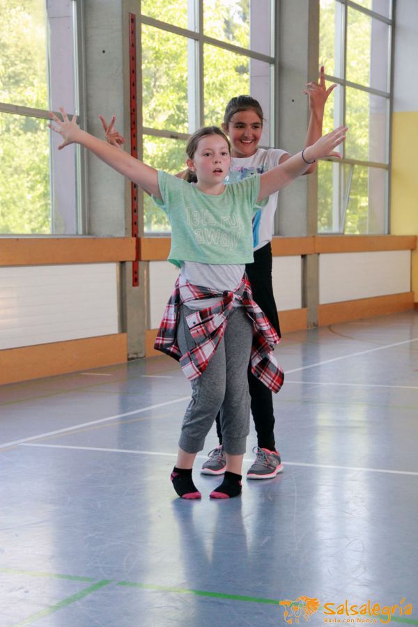 Salsalegria-Kids-Abschluss-Schule-Affoltern-Juli-2016-71.jpg