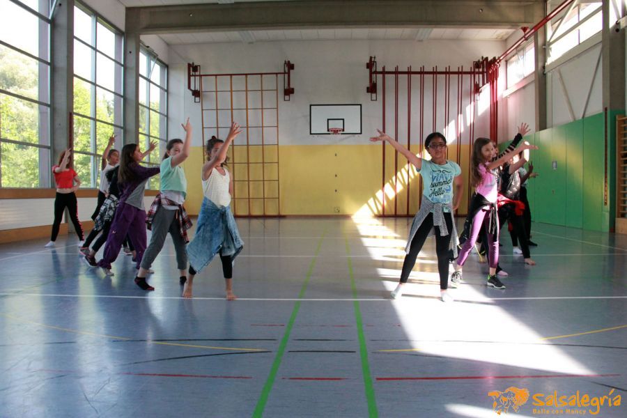 Salsalegria-Kids-Abschluss-Schule-Affoltern-Juli-2016-75.jpg