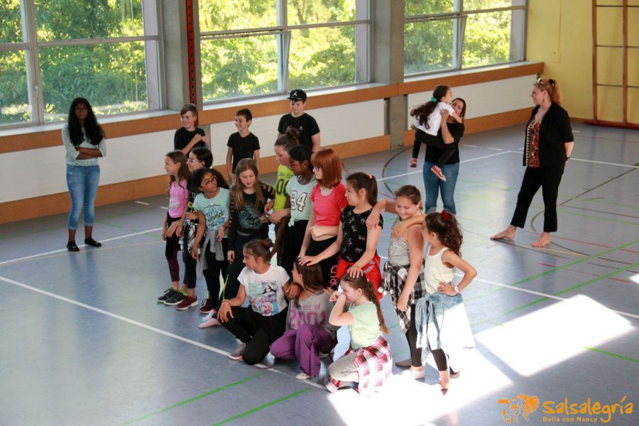 Salsalegria-Kids-Abschluss-Schule-Affoltern-Juli-2016-83.jpg