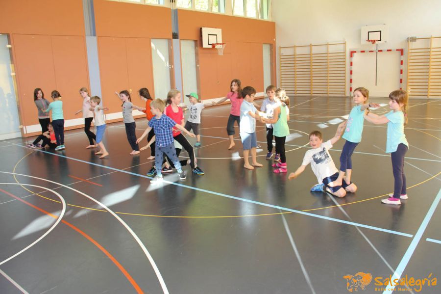 089-Salsalegria-Kinder-Tanzen-Zumba-Kids-April-2018-Schule-Balgrist.jpg