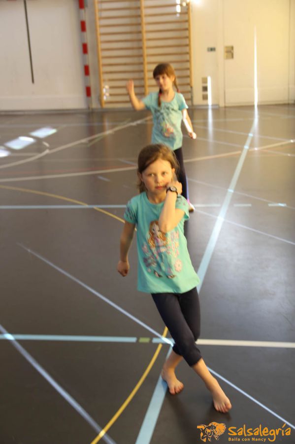 091-Salsalegria-Kinder-Tanzen-Zumba-Kids-April-2018-Schule-Balgrist.jpg