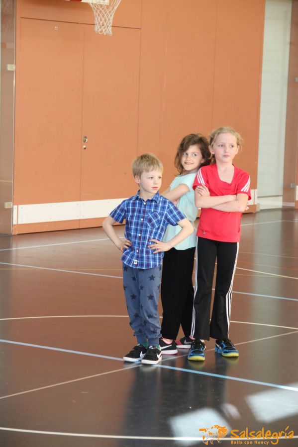 095-Salsalegria-Kinder-Tanzen-Zumba-Kids-April-2018-Schule-Balgrist.jpg