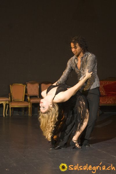 Salsalegria_Zouk_Samba_Nancy_Johnny_H_03.jpg