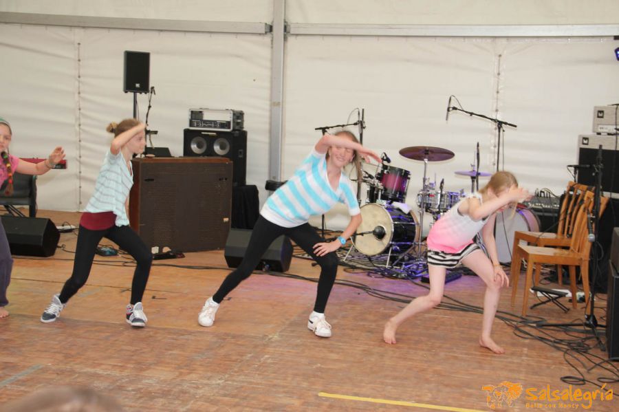 Quartierfest-Hottingen-Salsalegria-Kids-2013-April-web-082.jpg