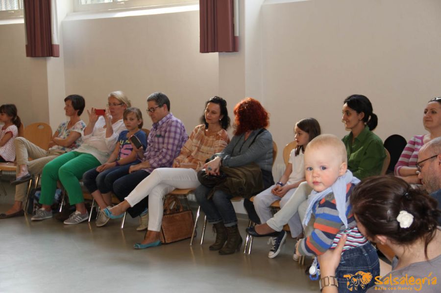 salsalegria-kids-abschluss-2013-April-web-018.jpg