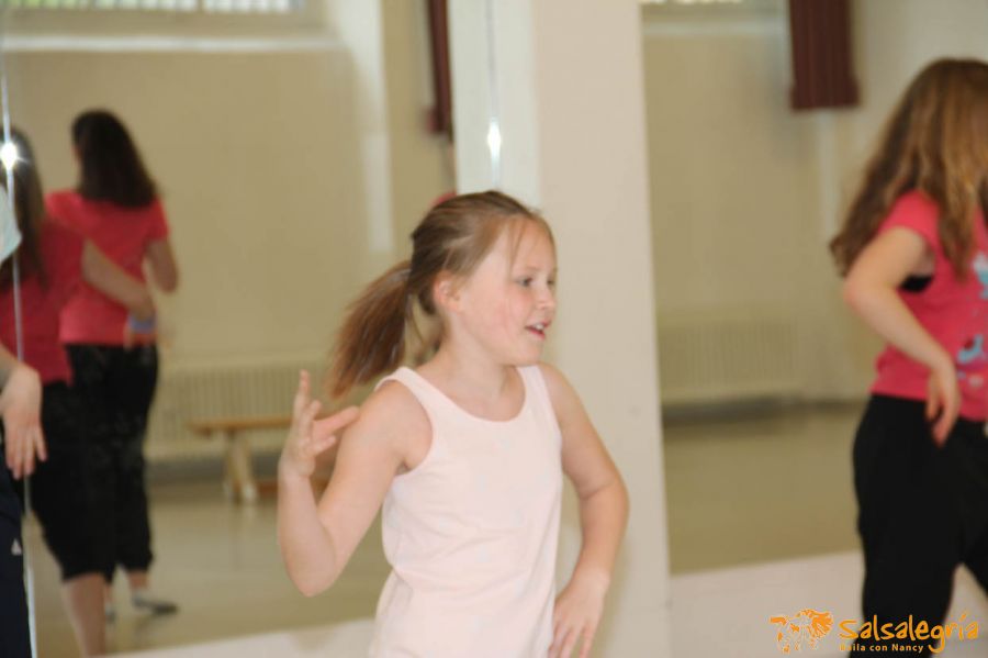 Salsalegria-Kids-April15-011.jpg