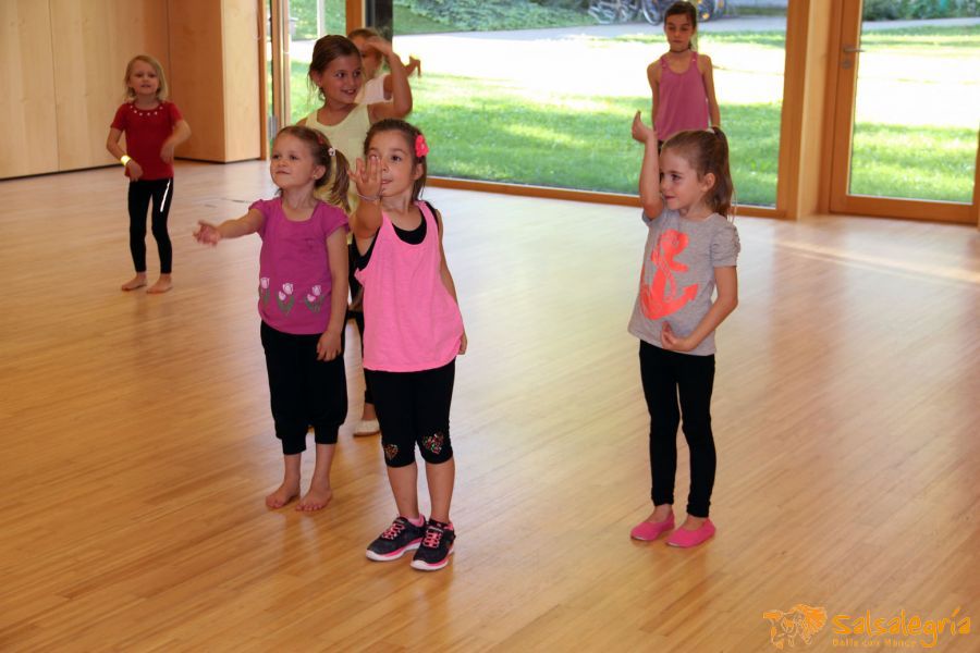 Salsalegria-Kids-and-Teens-Oktober-2016-028.jpg
