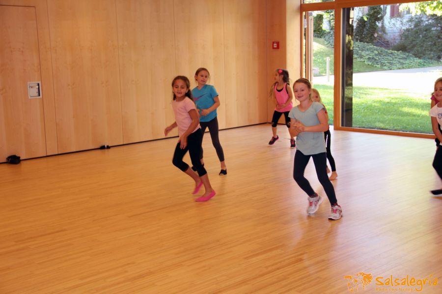 Salsalegria-Kids-and-Teens-Oktober-2016-038.jpg