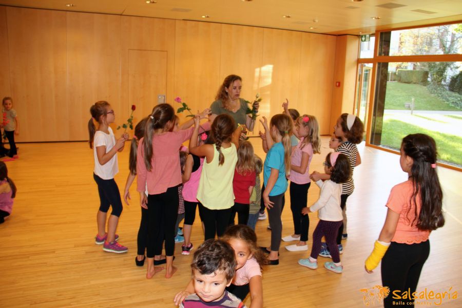 Salsalegria-Kids-and-Teens-Oktober-2016-300.jpg