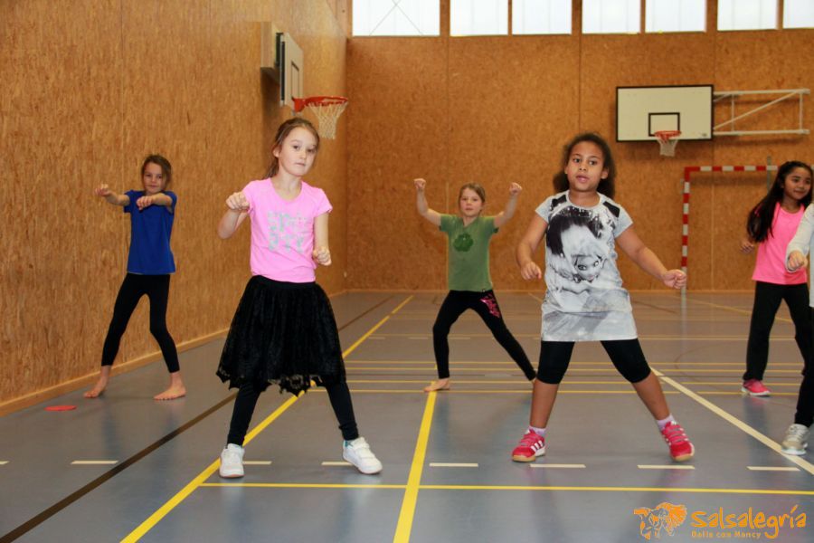 Salsalegria-Schule-Affoltern-Januar-2017-010.jpg