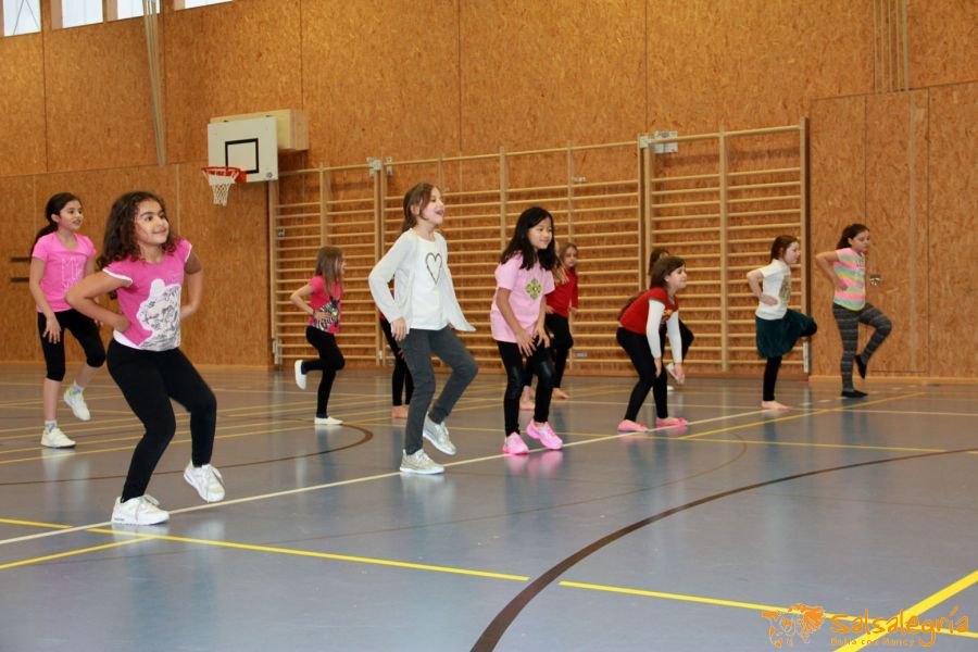Salsalegria-Schule-Affoltern-Januar-2017-013.jpg
