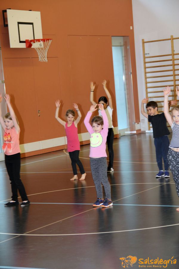 Salsalegria-Schule-Balgrist-April-2017-010.jpg