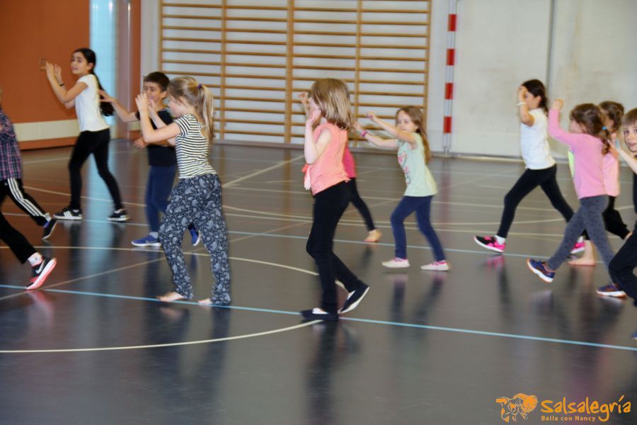 Salsalegria-Schule-Balgrist-April-2017-024.jpg