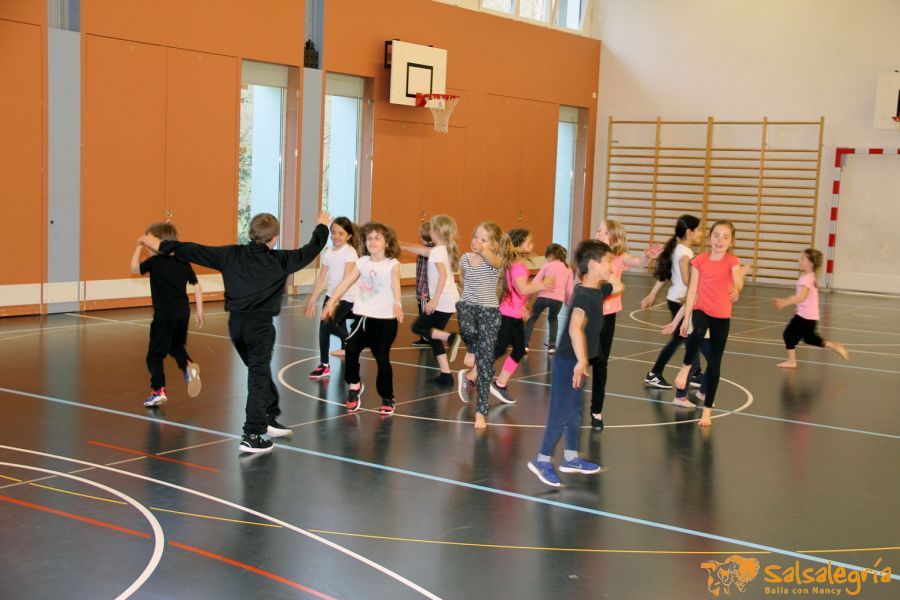 Salsalegria-Schule-Balgrist-April-2017-032.jpg