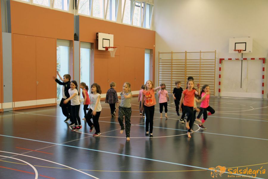 Salsalegria-Schule-Balgrist-April-2017-036.jpg