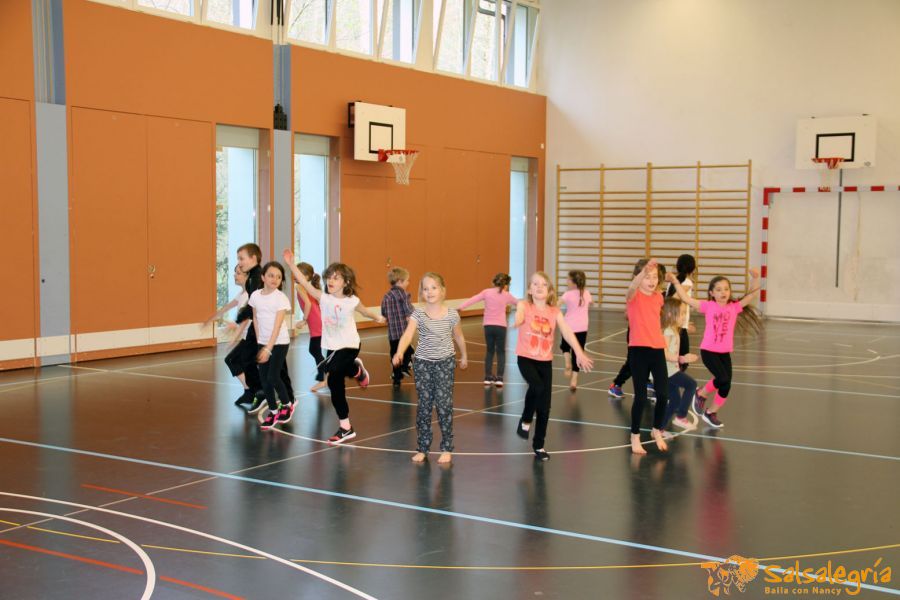 Salsalegria-Schule-Balgrist-April-2017-037.jpg