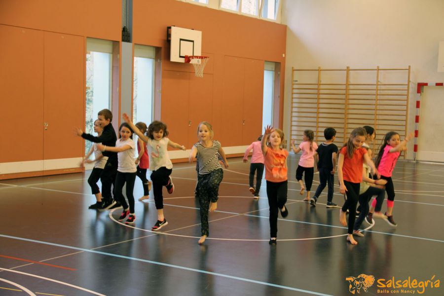 Salsalegria-Schule-Balgrist-April-2017-038.jpg