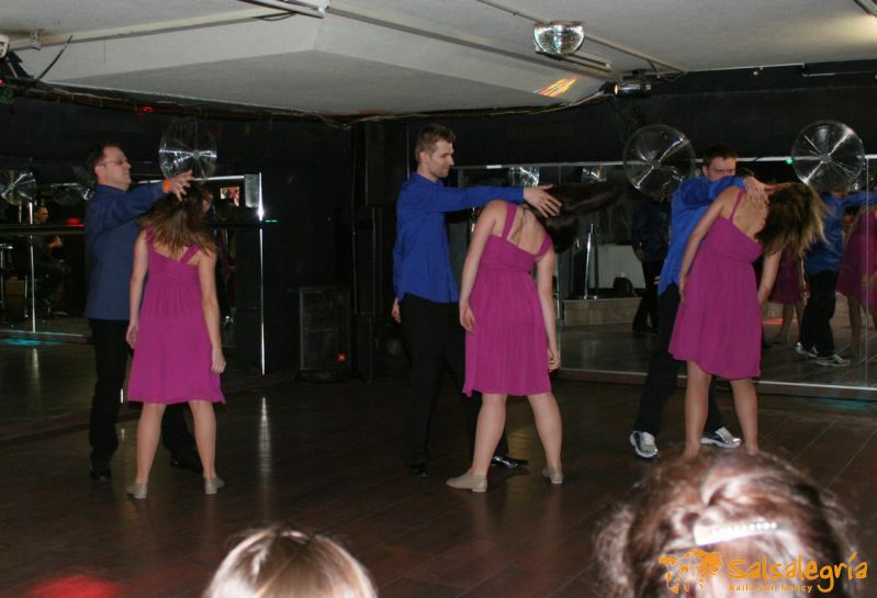 salsalegria-danceteam-zouk-show-zouk-night-03-2010-005.jpg