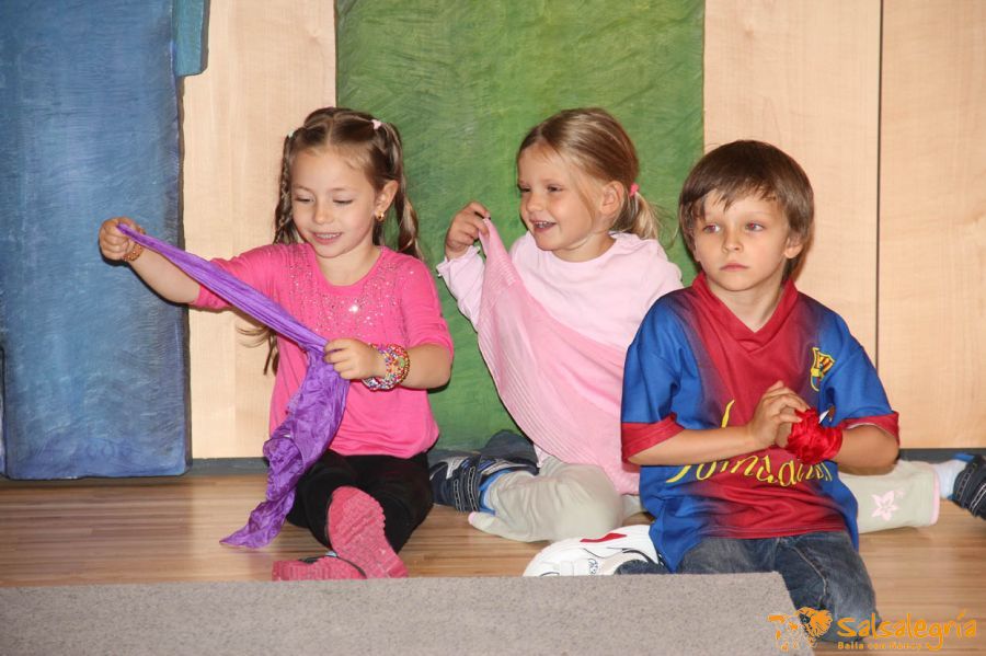 Sommerfest-Alterszentrum-Hottingen-Zumba-Salsa-web-007.jpg