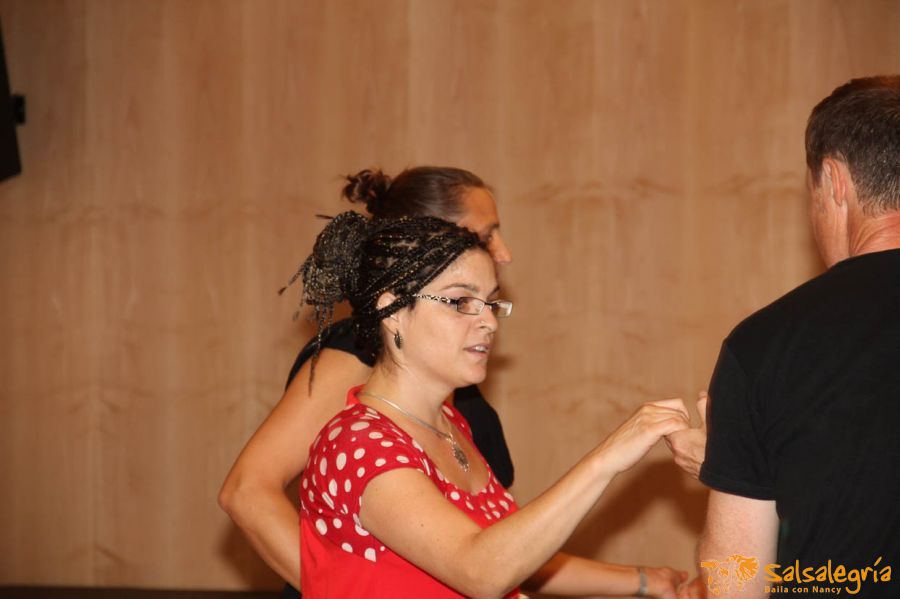Sommerfest-Alterszentrum-Hottingen-Zumba-Salsa-web-213.jpg