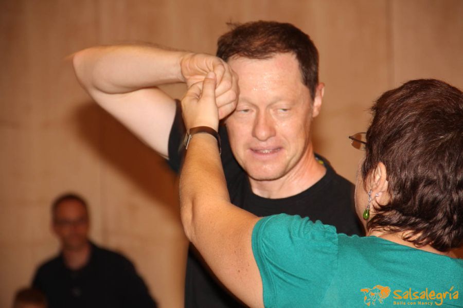 Sommerfest-Alterszentrum-Hottingen-Zumba-Salsa-web-238.jpg