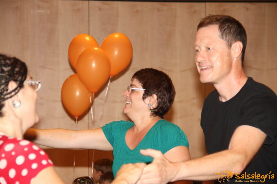 Sommerfest-Alterszentrum-Hottingen-Zumba-Salsa-web-259.jpg
