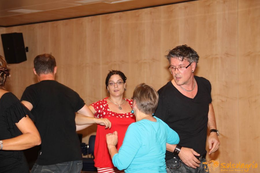 Sommerfest-Alterszentrum-Hottingen-Zumba-Salsa-web-298.jpg