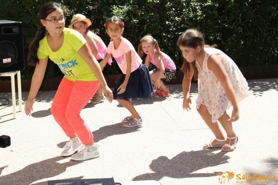 Salsalegria-Kinder-Tanzen-Zumba-Kids-August-2016-Sommerfest-Hottingen-036.jpg