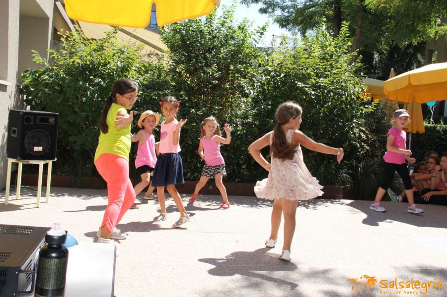 Salsalegria-Kinder-Tanzen-Zumba-Kids-August-2016-Sommerfest-Hottingen-038.jpg