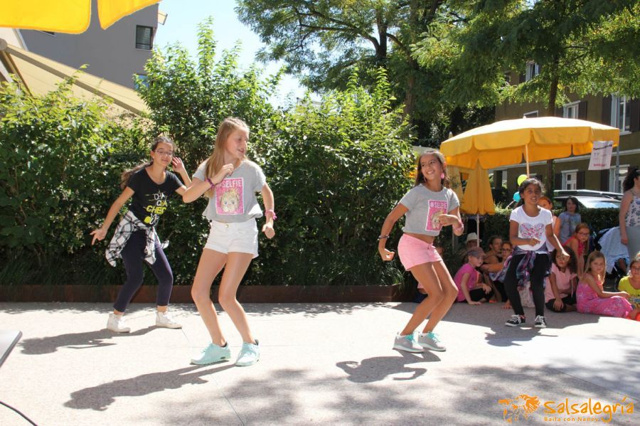 Salsalegria-Kinder-Tanzen-Zumba-Kids-August-2016-Sommerfest-Hottingen-044.jpg