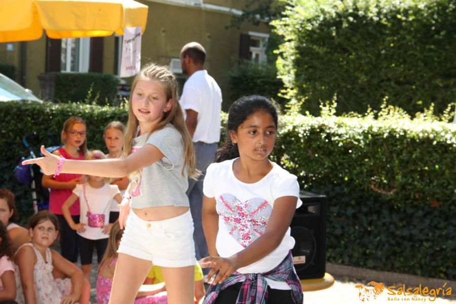 Salsalegria-Kinder-Tanzen-Zumba-Kids-August-2016-Sommerfest-Hottingen-049.jpg