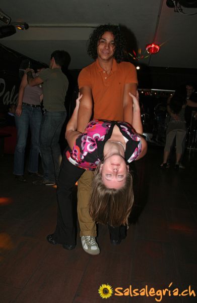 Salsalegria_Zouk_Night_Nov_2008_14.jpg