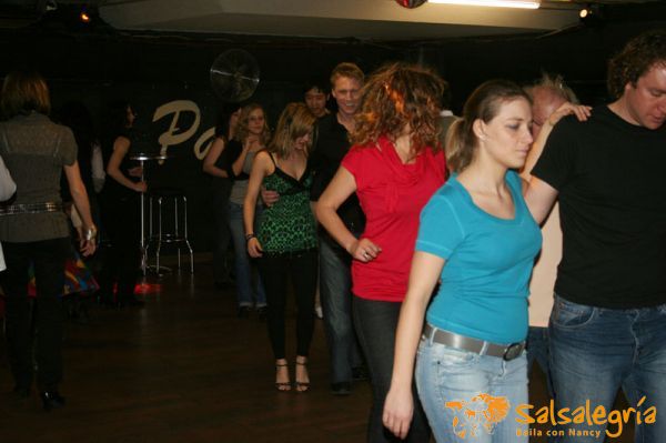 Salsalegria_Zouk_Night_April_2009_004.jpg