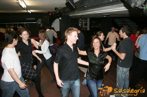 Salsalegria_Zouk_Night_April_2009_012.jpg