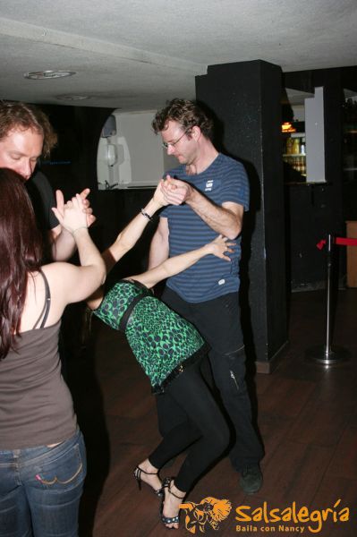 Salsalegria_Zouk_Night_April_2009_019.jpg