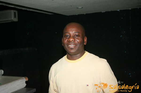 Salsalegria_Zouk_Night_April_2009_024.jpg