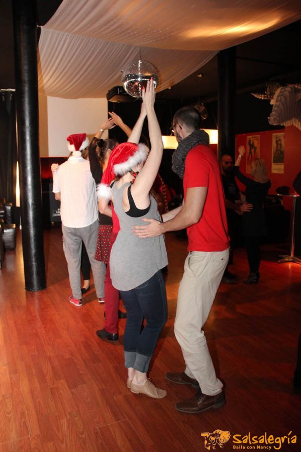 Salsalegria-Zouknight-Dezember-2016-002.jpg